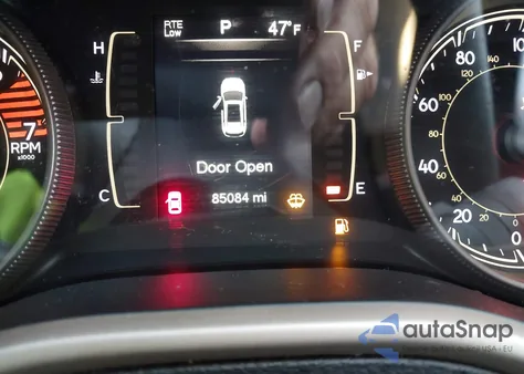 2017 Jeep Cherokee Sport 4X4 из США, поврежденный, VIN 1C4PJMAB5HW666153